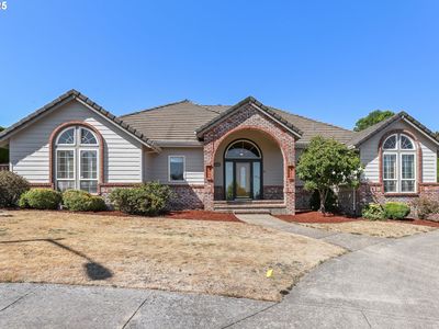 790 NW Morning View Ct