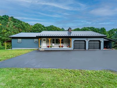 322 Jackson Summit Road West