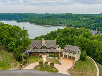 300 Eagle Point Dr