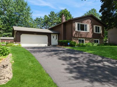 3532 Rolling View Dr