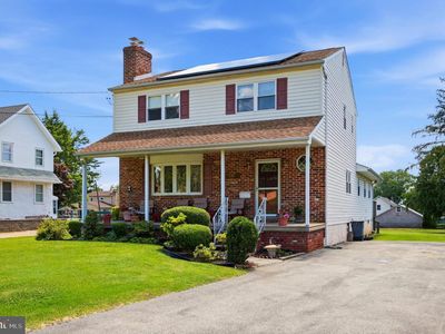 1004 Green Ln