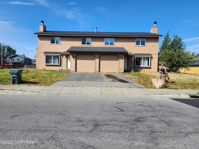 8301/8303 E 36th Ave