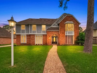 1814 Corral Dr
