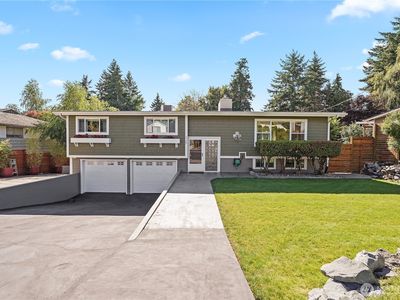 2120 Seaview Street W