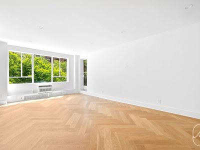 15 W 12th St APT 3C