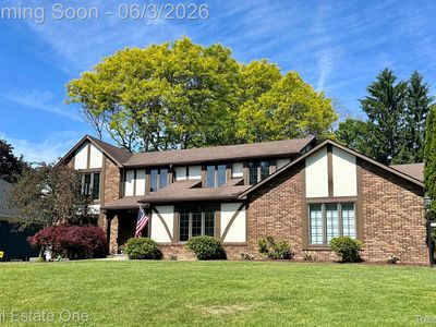 8019 Deerwood Rd