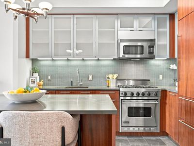 1414 S Penn Sq Unit 12E
