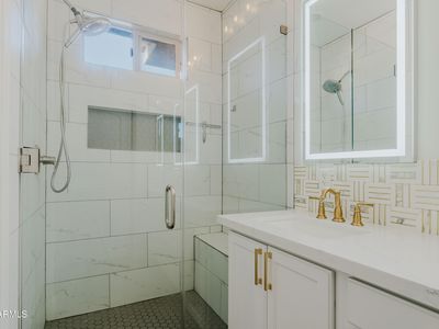 5550 N 16th St APT 131