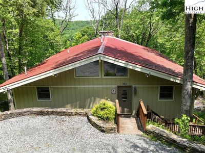 216 Lake (+ 2 lots) Road