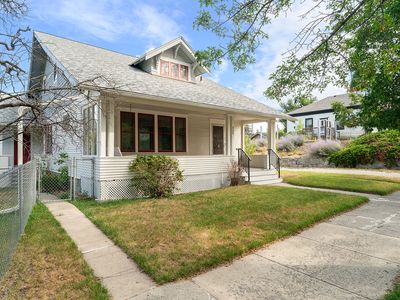 520 E 6th Ave