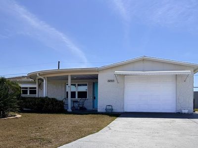 3844 Redwood Dr