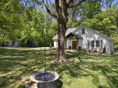 6986 Happy Hollow Rd