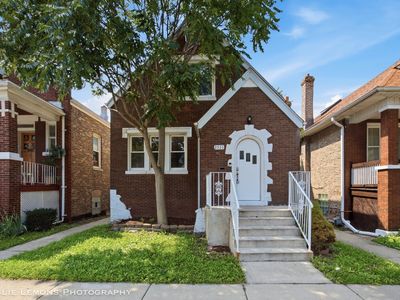 Property at 2528 Ridgeland Ave, Berwyn, IL