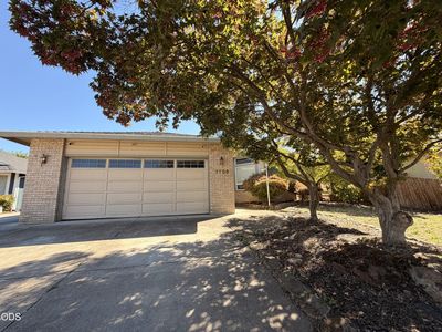 1106 Hampton Dr