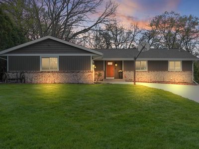 2394 Cedar Crest Dr NE