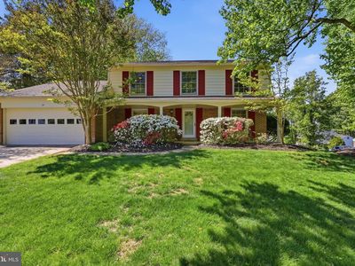 10 Wandering Trail Ct