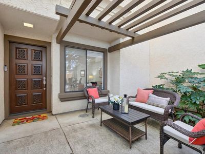 582 Pimlico Ct