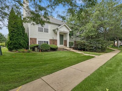 271 Holiday Ln