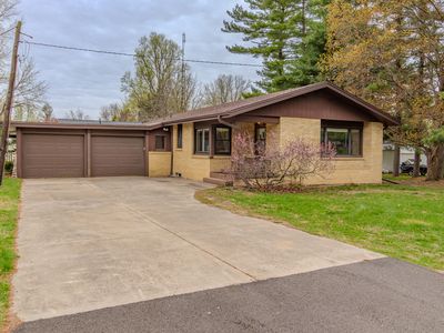 Property at 17427 Carver Rd, Hudson, IL