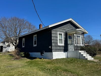 38 Thrasher St