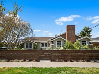 3272 Woodstock Rd