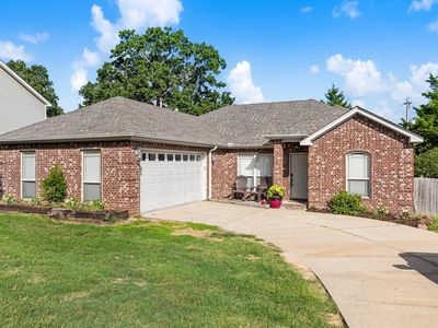 10610 Rockbrook Dr