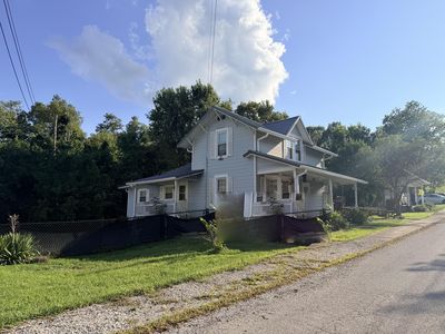 214 Cunningham St