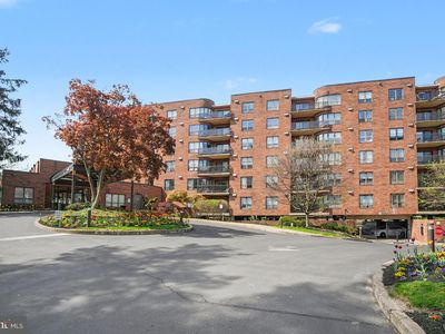 100 Breyer Dr APT 5M