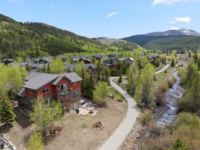 80 Sheppard Circle