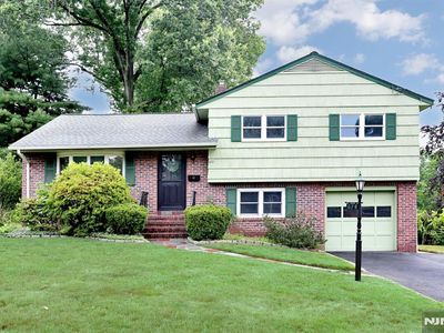678 Oakley Pl