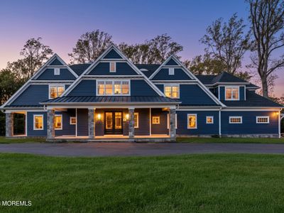 8 Buchhop Lane