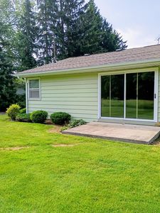 967 Andover Ct SE