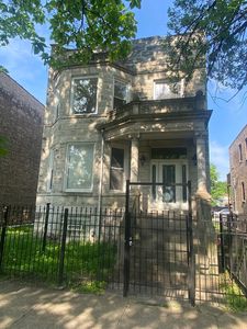 5646 S Sangamon St