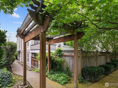 10549 Stone Ave N #303