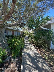 236 Woodland Ave APT 1