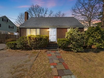 7 Cedar Cir