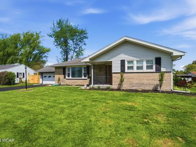 1227 E Ervin Rd