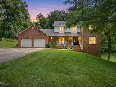 640 Woodland Dr