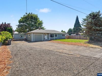 160 NE Polk Station Rd