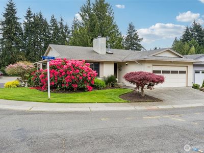 923 S 244th Place