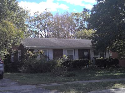 3793 Temple Dr