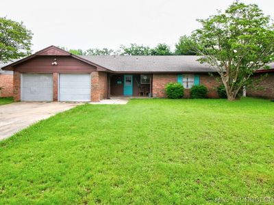 1716 Asberry St
