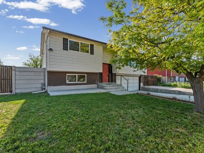 789 N Sir Philip Dr W