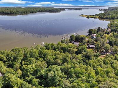 379 Wood Landing Rd
