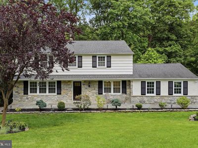 211 Oneida Ln