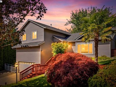 404 SW Overlook Ct