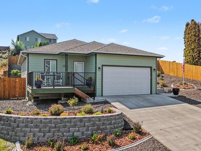 1708 W Naches Ave