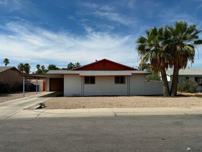 631 E Hacienda Dr