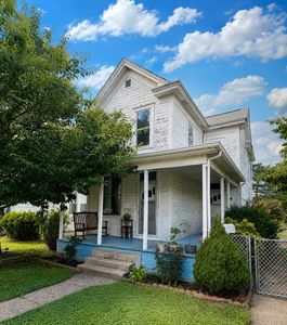 142 Center Ave