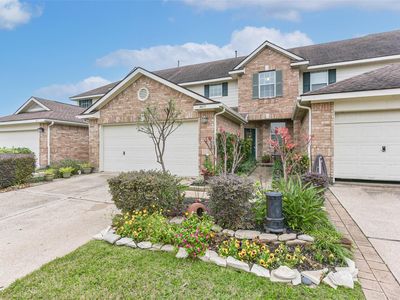 4415 Park Trail Ln